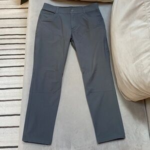 Kuhl Men’s Resistor Tapered Carbon Pants Waist 33 x Length 32.